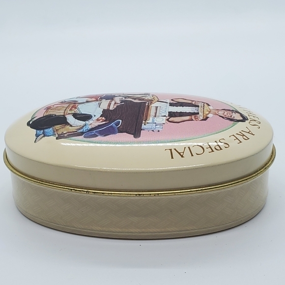 VTG new old stock Grandmother's are Special tin & Scented soap - Picture 5 of 13